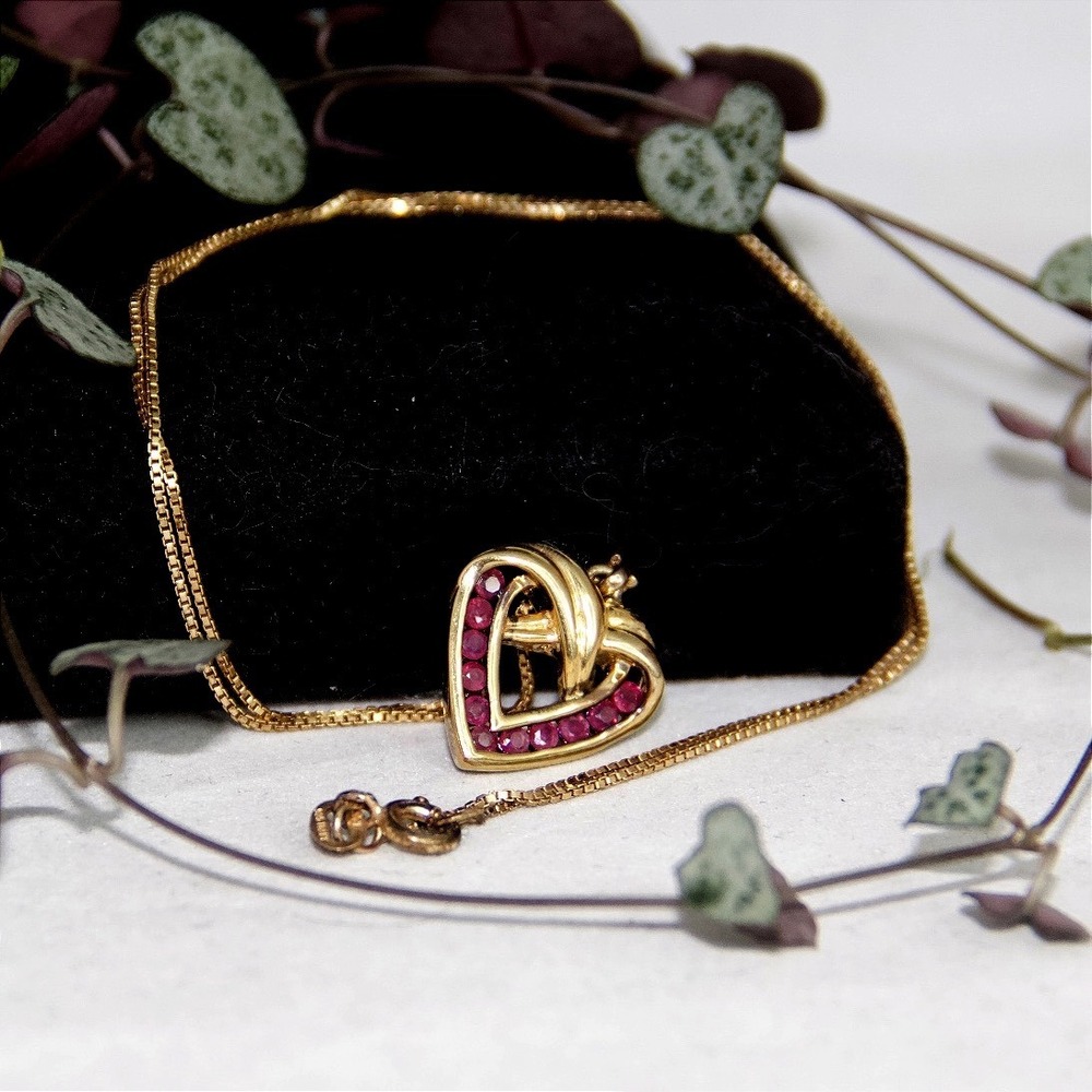 14kt‎ Gold Plated Sterling Silver Ruby Heart Pendant Box Chain Necklace 18in